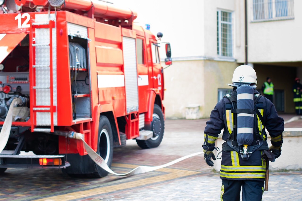 CLENA Dekontaminationsgeräte für Feuerwehr, Katastrophenschutz, Militär & Industrie